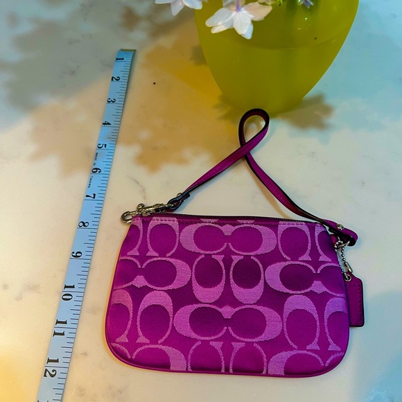 COACH Signature C Jacquard Wristlet with Leather Step and Trim in Purple - Picture 4 of 12